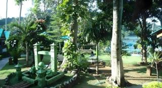 Green Cottage Beach Resort - 3