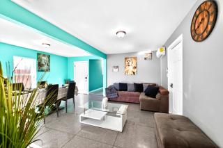 San Diego 3BR & 3BA Comfortable Home, Outdoor Kitchen, Firepit & BBQ, 10 to 15min from SeaWorld & Zoo - 7