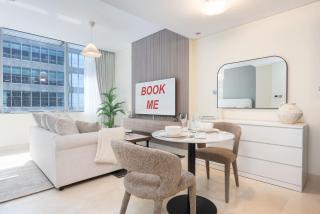 StayShort - DIFC sleeps 4 in a Convenient Location! - 0