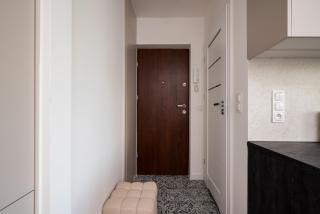Las Bielański Chic Apartment by BookingHost - 5