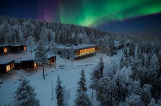 Arctic Panorama Resort - 9