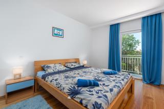 Villa Ester - Private Pool Escape for 8 - Happy Rentals - 6