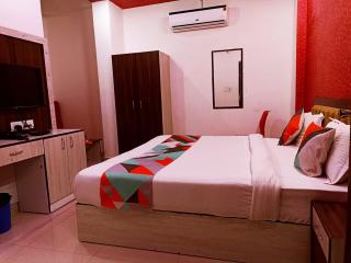Hotel The Lotus - 2