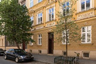 Kochanowskiego Suite Near Old Town by Downtown Apartments - 6
