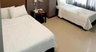 Hotel Camila 2 - 1