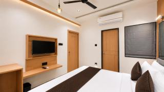 Hotel Rushikesh inn Dwarka - 7