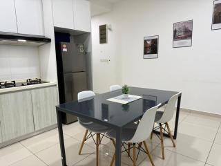 Kenwingston S, Cyberjaya - 2 bedrooms with Wi-Fi - 1