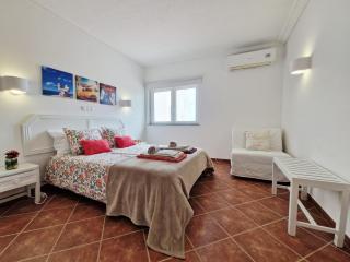 Pleasant T1 with open view in a calm area - 5