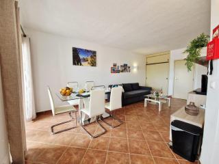 Pleasant T1 with open view in a calm area - 2