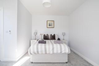 West Strand | Portrush Townhouse | Sleeps 6 - 9