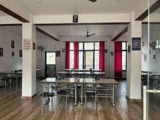 Beas Zayaka - Hotel & Cafe - 3