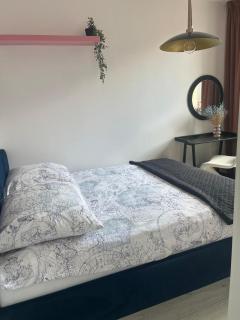 New Apart - 0