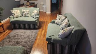 Charming 2-Bedroom Apartment in Gqeberha with Garden Views - 2