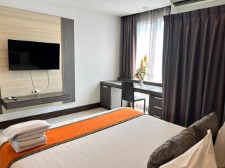 Crystal Suites Suvarnbhumi Airport - 0