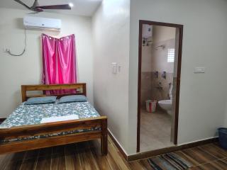 S L Homestay - 6