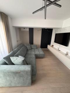 Family Home 2 Centru Palas Mall - 4