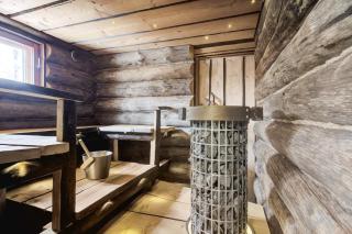 Cozy Lapland Villa for 14 with Sauna & Fireplace - 1