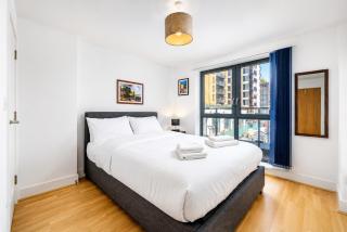 Stylish Two Bedroom Apartment with Balcony in London Wandsworth - 7