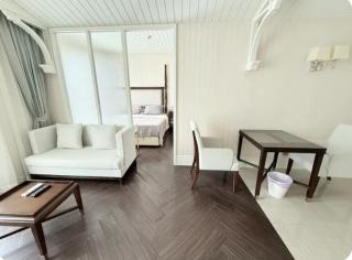 Pattaya Private Beach - Grand Florida Beachfront Condo Resort - 3
