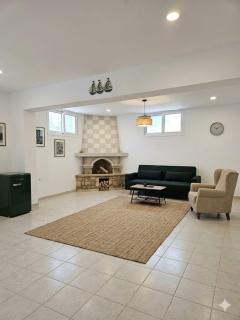 Starlight Luxury Villa Retreat - 8