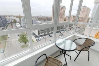 9-170 Nivki Park, Beresteiskyi 67a, Kyiv, Nyvky metro nearby, panoramic city view, 15 kW backup power, Petrovdom Apartment - 1
