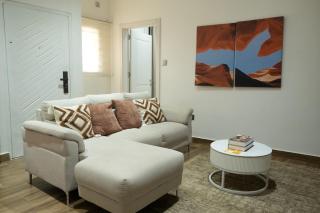 Cozy Stay at Paradigm Court - TseAddo - Accra - 9
