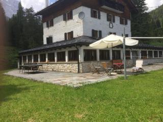 Chalet Cortina for families & friends - 5