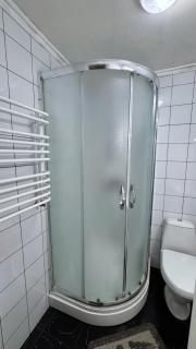 Lake & Park 3-Room Apartment - 4