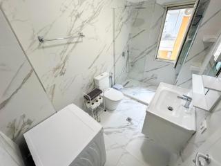 Q1 Qerret Apartment - 2