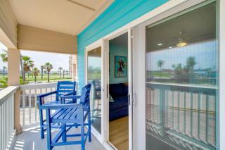 Poolside Fun, Ocean Strolls! Corpus Christi Escape - 2