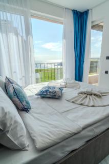 Sea View Luxury Apartments - Azzure Cliff and Sea Luxury Suite - 8