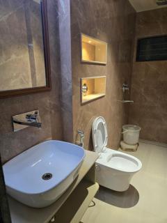 Hotel Santoor - Geeta Bhawan Square - 3