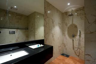Celebrant Hotel - 4