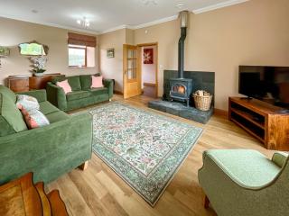 The Farmhouse - 9