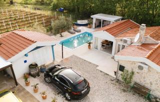 Amazing Home In Posedarje - 9