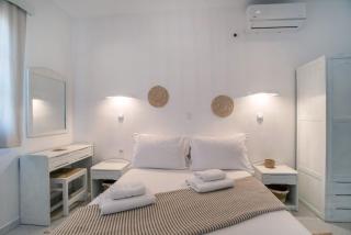 Maroulis Studios Naxos - 7