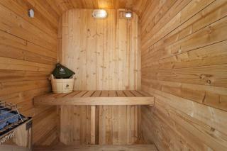 Hot Tub-Sauna-Cold Plunge - 5BR Brookside Retreat - 7