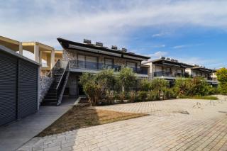 Vicktoria Deluxe Apartments with 2 Bedrooms - 6