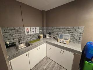 Marcus Tiny House - Grey in Cabanatuan City - 7