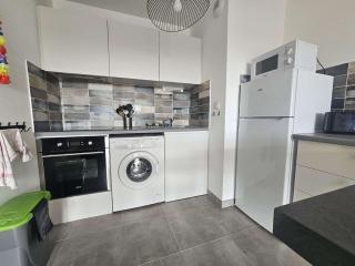 Appartement T2 avec balcon, parking privé, wifi - Balaruc-les-Bains - FR-1-553-204 - 5