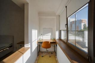Central Retreat - Fast WiFi & Work Desk - 5