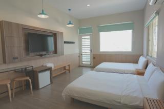 Colorful B&B - 1