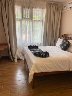 Peak Park Hotel - 2