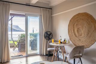 Sunny Cove Stays - 2
