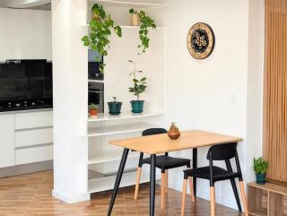 Bright 2BdR Apt in Palmarejo - Fast Wi-Fi & Hammock - 2