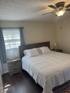 Gloria's House - 2