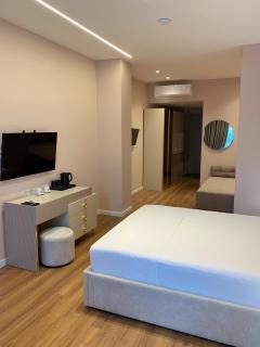 Sea Breeze Rooms - 4