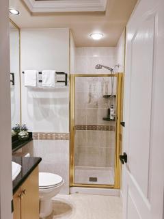 Comfortable 1BR Retreat, Private Entry - 5