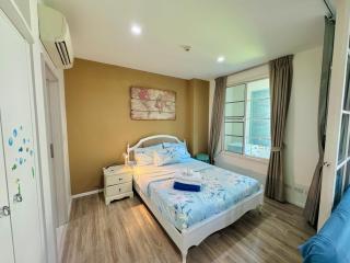 Cozy Beachfront Retreat at Summer Hua Hin Pool Access - 3