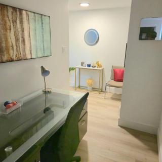 Stylish Home Near Moncton Airport Free Parking Fast WIFI - 5